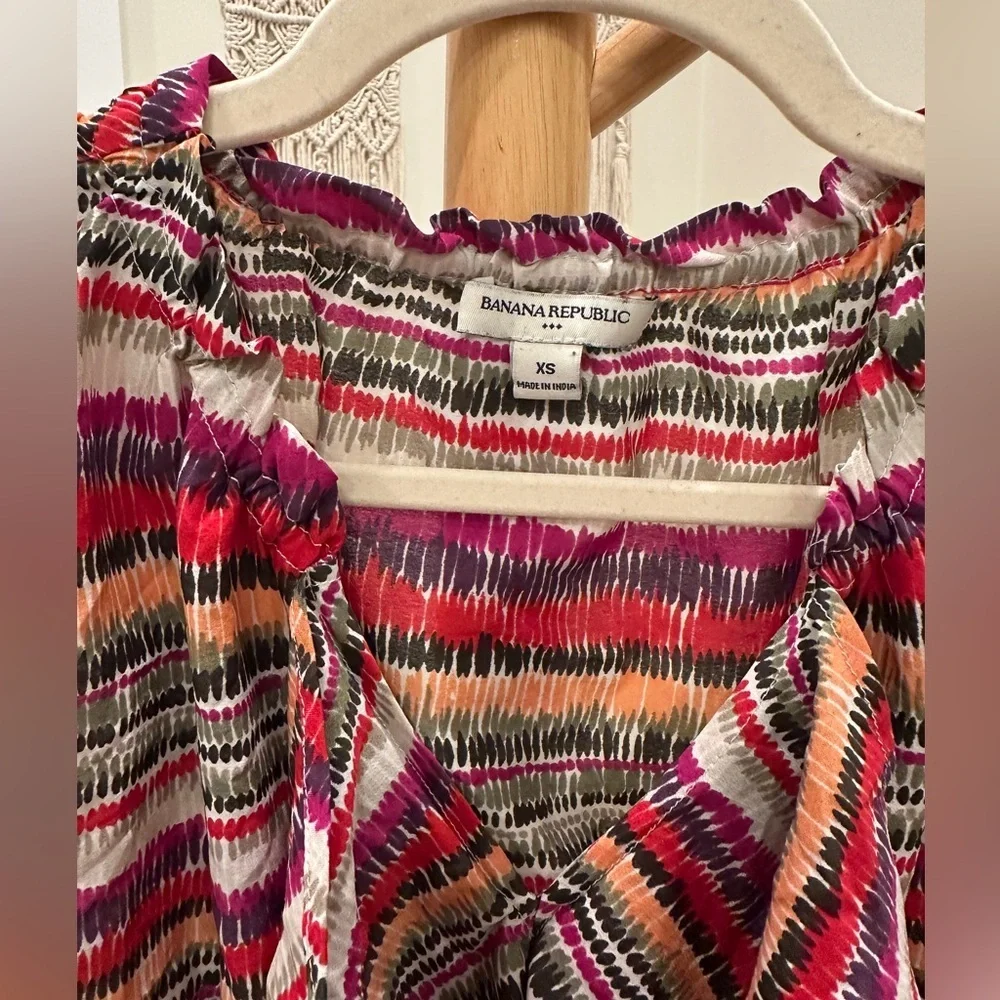 Banana Republic Ruffle Front Sleeveless Printed Blouse XS